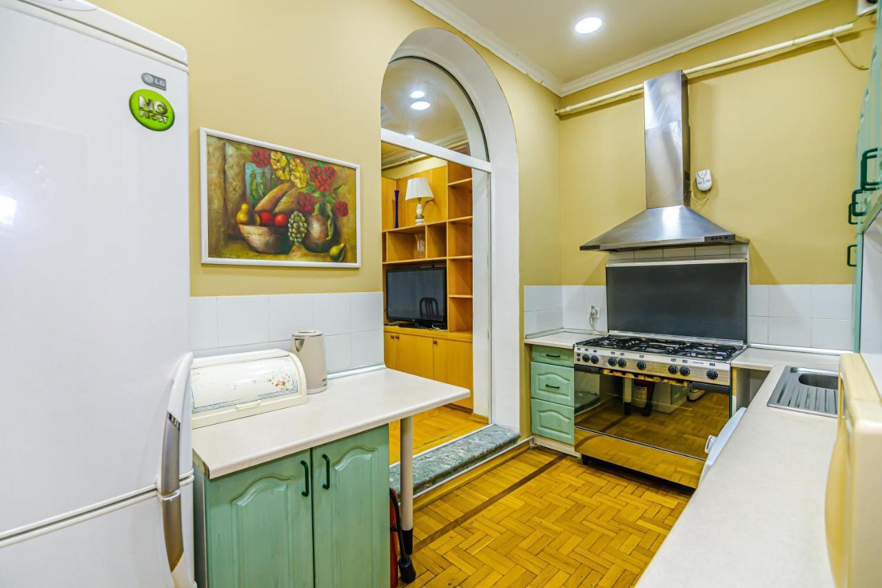 Targovu Nizami Street 4 Room Baku Kültér fotó