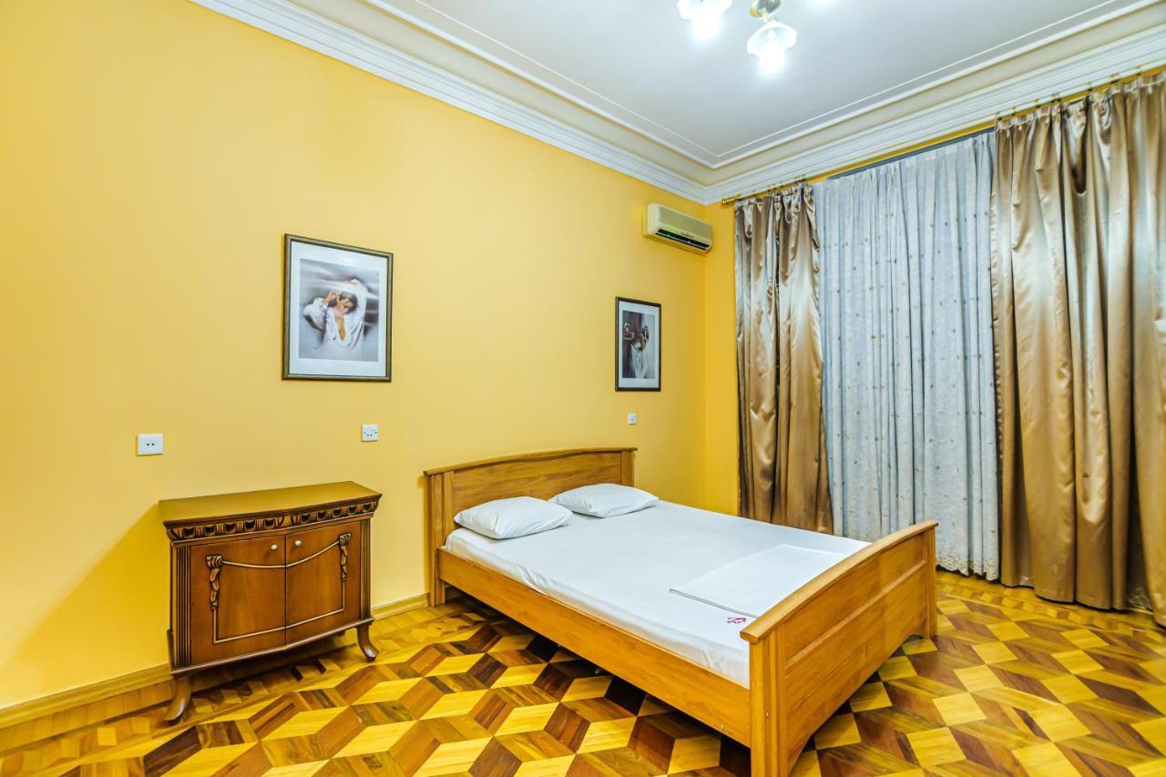 Targovu Nizami Street 4 Room Baku Kültér fotó